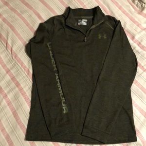 Boys Under Armour Heat Gear 1/4 zip